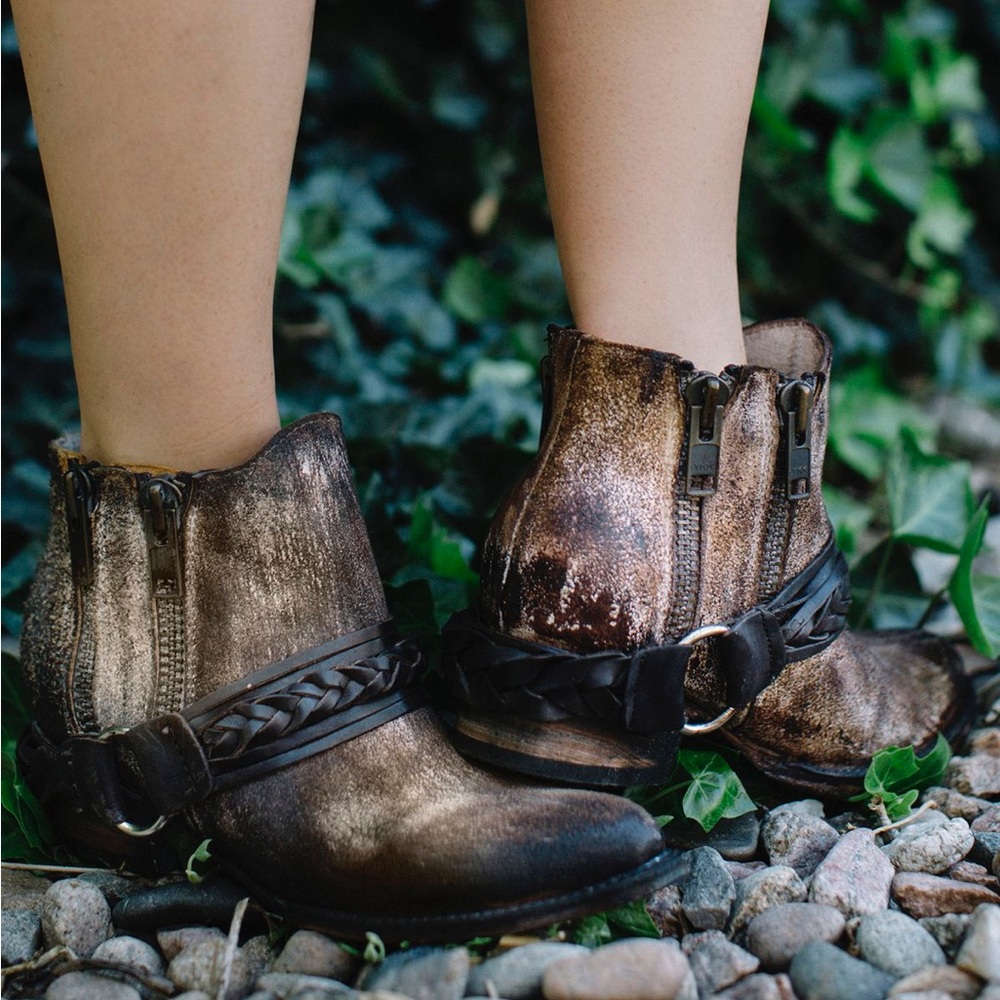 Freebird by Steven Clash Western Distressed Leather Rusty  Ankle Boot, Size 9 - Picture 3 of 9